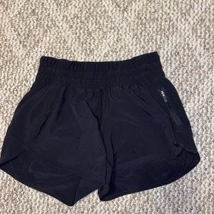 Black lululemon hotty hot shorts